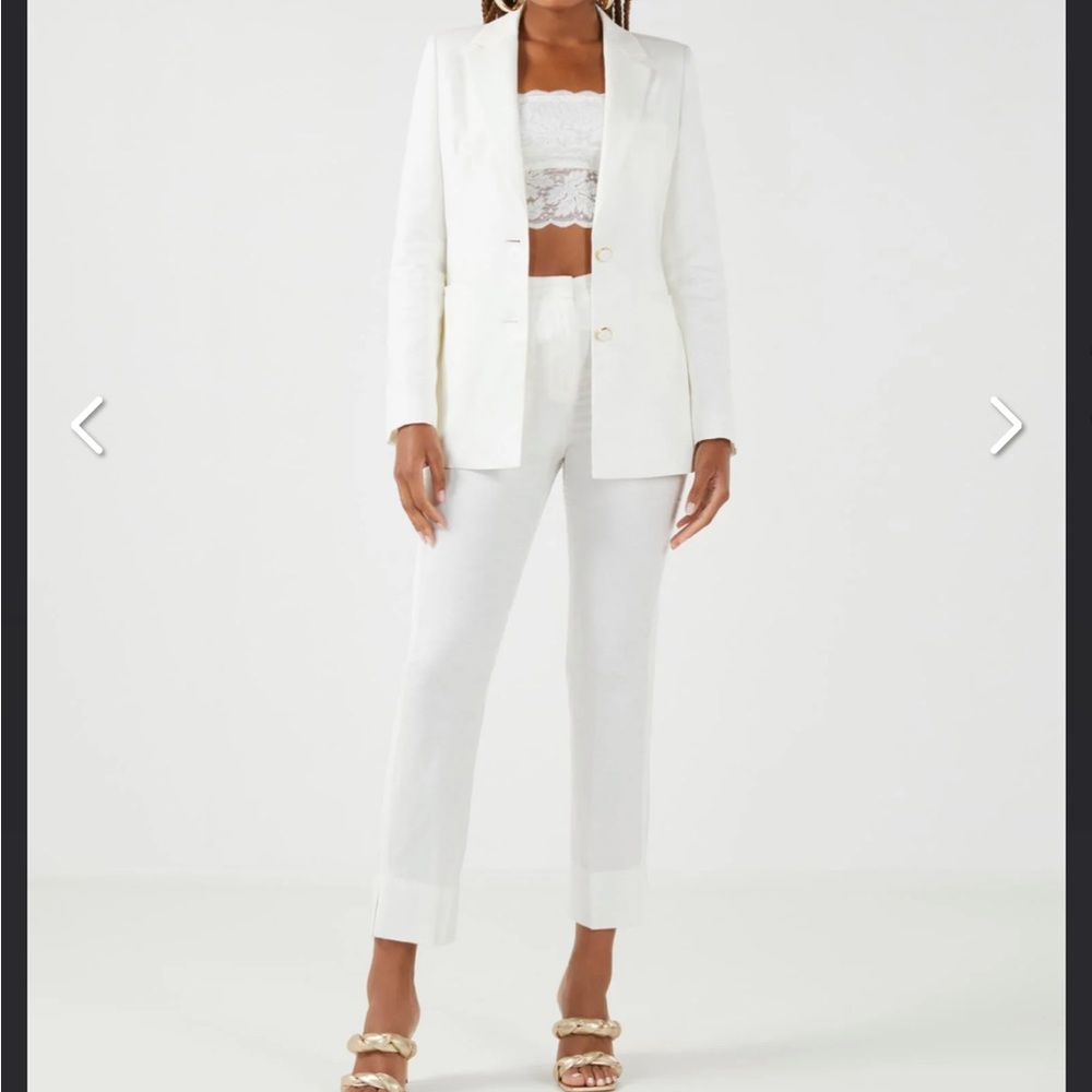 BCBG Janessa Linen Pant Suit size XS in off white with tags